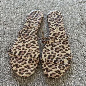 TKEES Gemma Leopard Sandals Women’s‎ 8 EU 39 Animal Print Flats